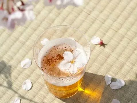 10�����˺�����Ĺ�ͨ���ɣ�������������