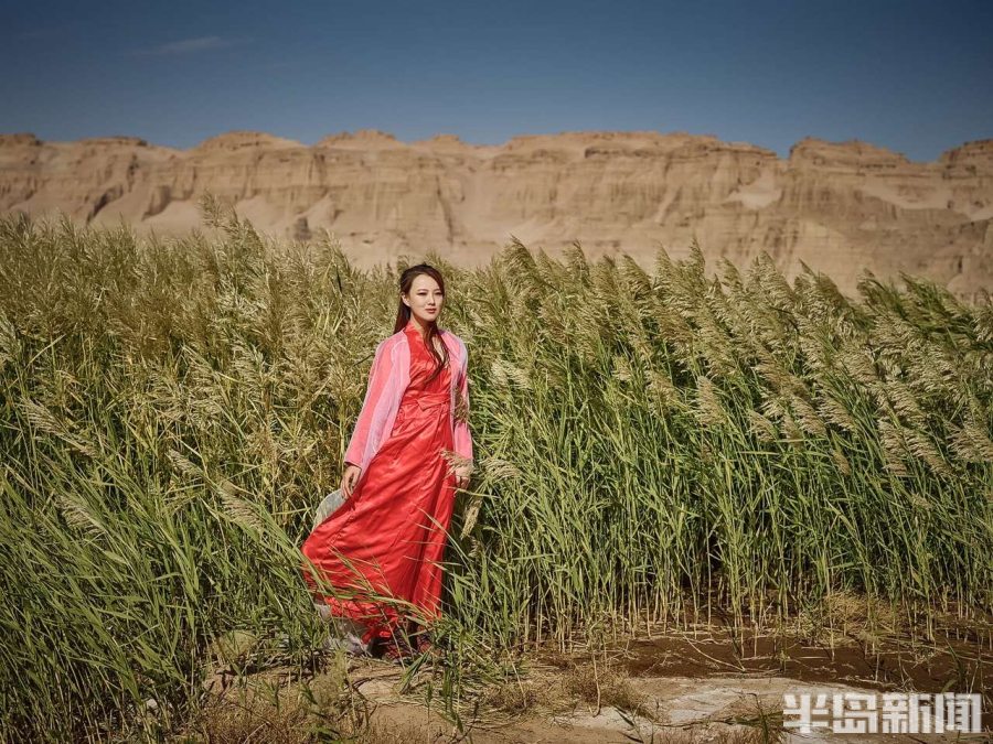 五连版聚焦丨挑战成功！半岛女记者游进吉尼斯，完成世界最大规模水下人鱼秀！背后故事揭秘