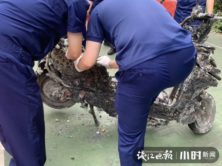 电瓶车起火|火调正在进行:出事电瓶车买了2年多,起火与锂电池有关,可确定有物质外漏
