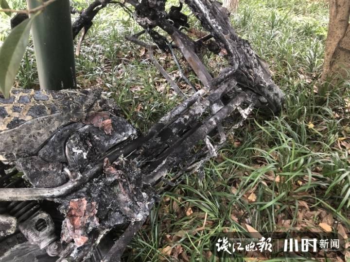 电瓶车起火｜火调正在进行：出事电瓶车买了2年多，起火与锂电池有关，可确定有物质外漏