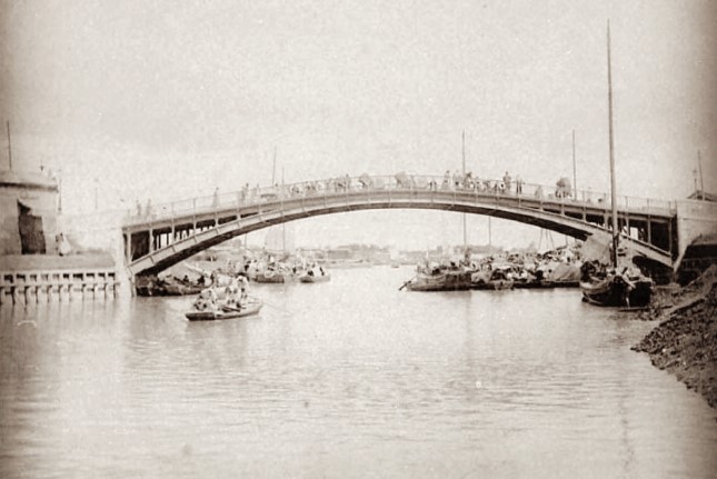 庚子年(庚子年,辛丑年,后面排列)