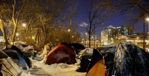 啪啪打脸!经典公知爽文共赏,这些国家自己都不敢这么吹