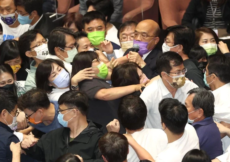 蓝绿“混战”致台“立法院”空转，民众党：一切责任都应归苏贞昌