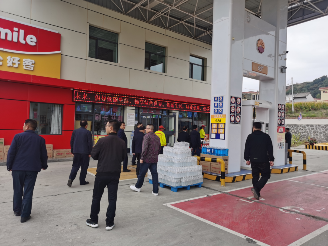 临夏州公安局联合州直相关部门开展全州液化气站、加气站、加油站、甲醇运营单位安全生产专项整治工作督查