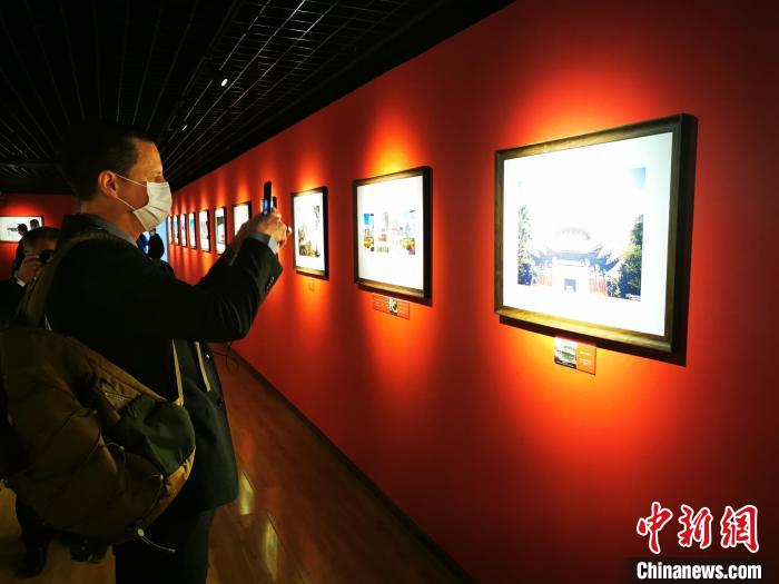 “驻华使节眼中的故宫”摄影展亮相促文化交流
