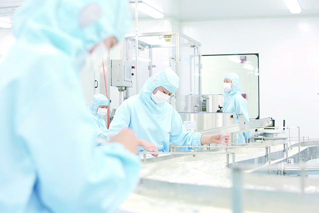 他从军医转行投身生物医药产业 为实现自己“产业报国”梦