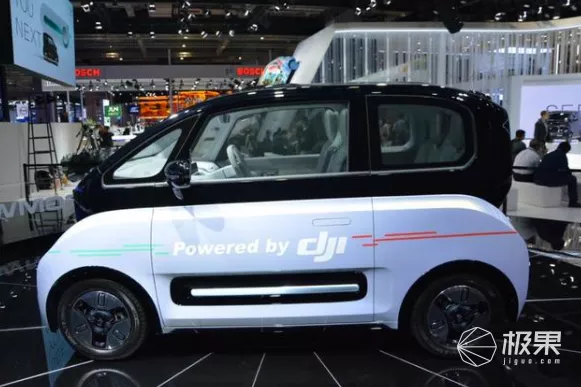 五菱再发豪华版mini EV！充电1小时能跑200公里，下一个买菜街车