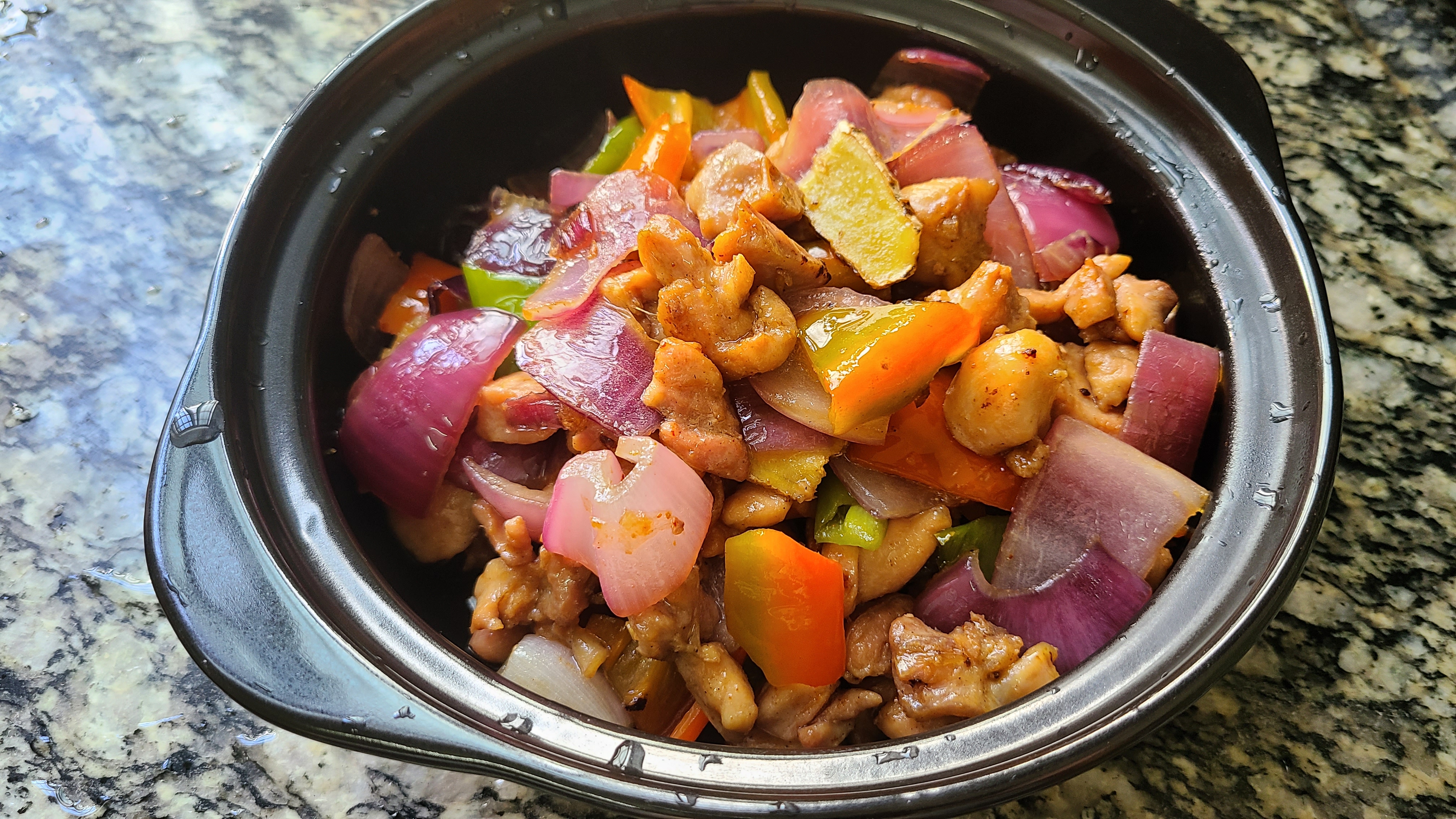 鸡腿别卤着吃，教你一个广东家常吃法，咸香美味，好吃又好看