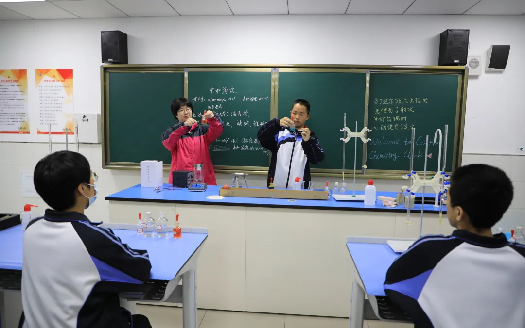 咸陽彩虹中學(xué)第二課堂社團(tuán)活動精彩紛呈(圖9)