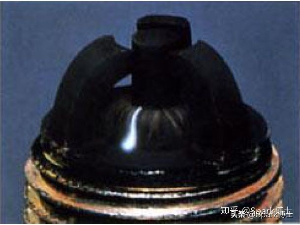 「解剖火花塞」火花塞的积炭、影响因素及改善措施