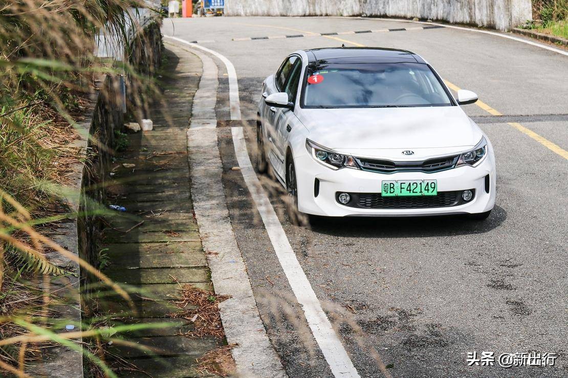 试驾起亚 K5 PHEV 纯电续航 75km 能否在合资产品中脱颖而出？