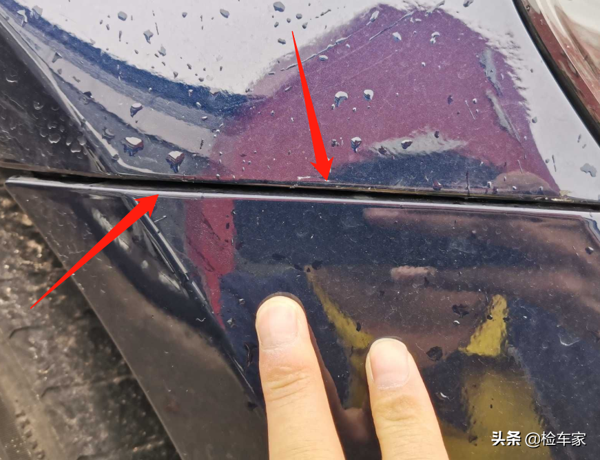 31万买辆奔驰E200，掀开后备箱触目惊心，小姐姐委屈求拥抱