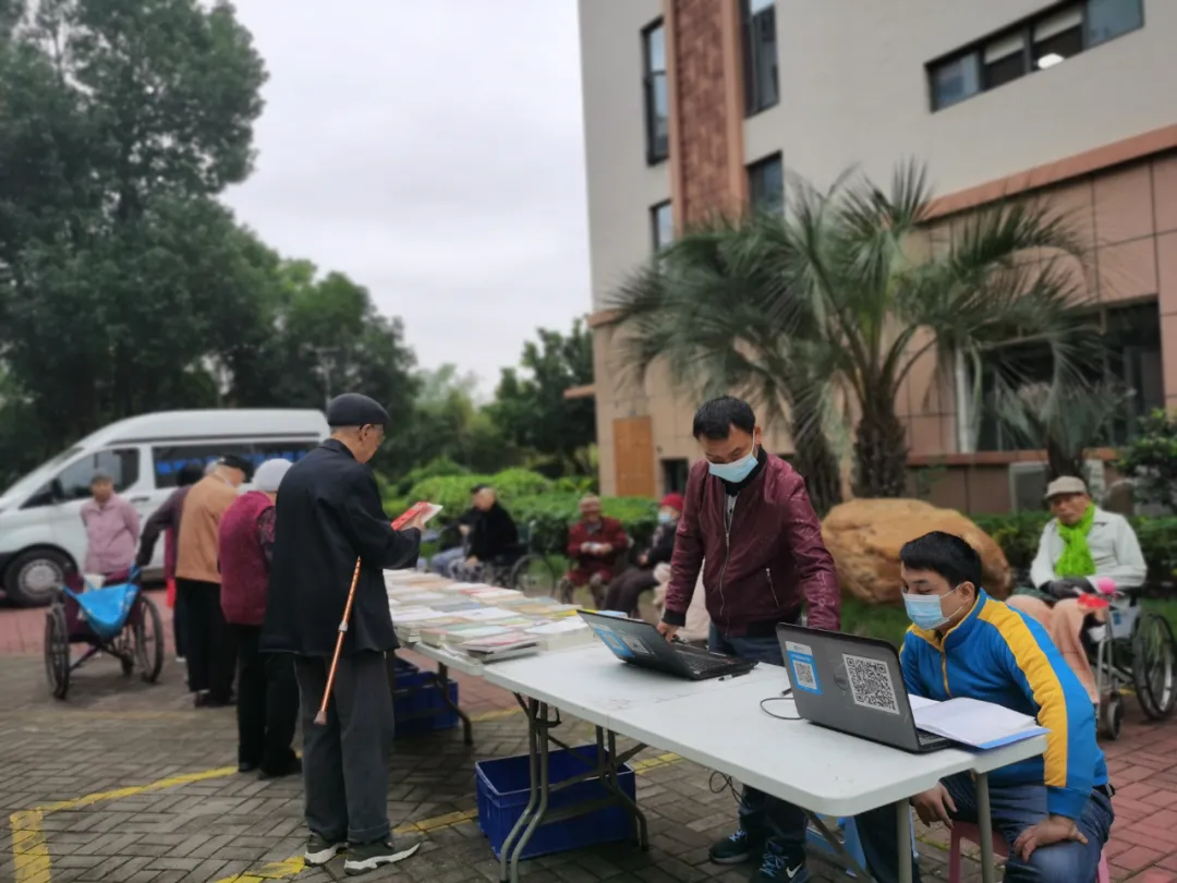 国德赶集日！贩卖别样快乐