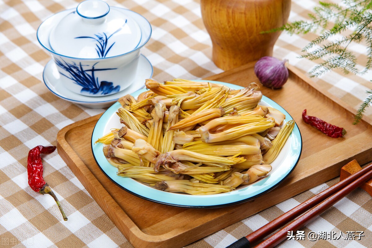 65种野菜图片大全，教你认识不同的野菜和吃法，你想要的野菜都有