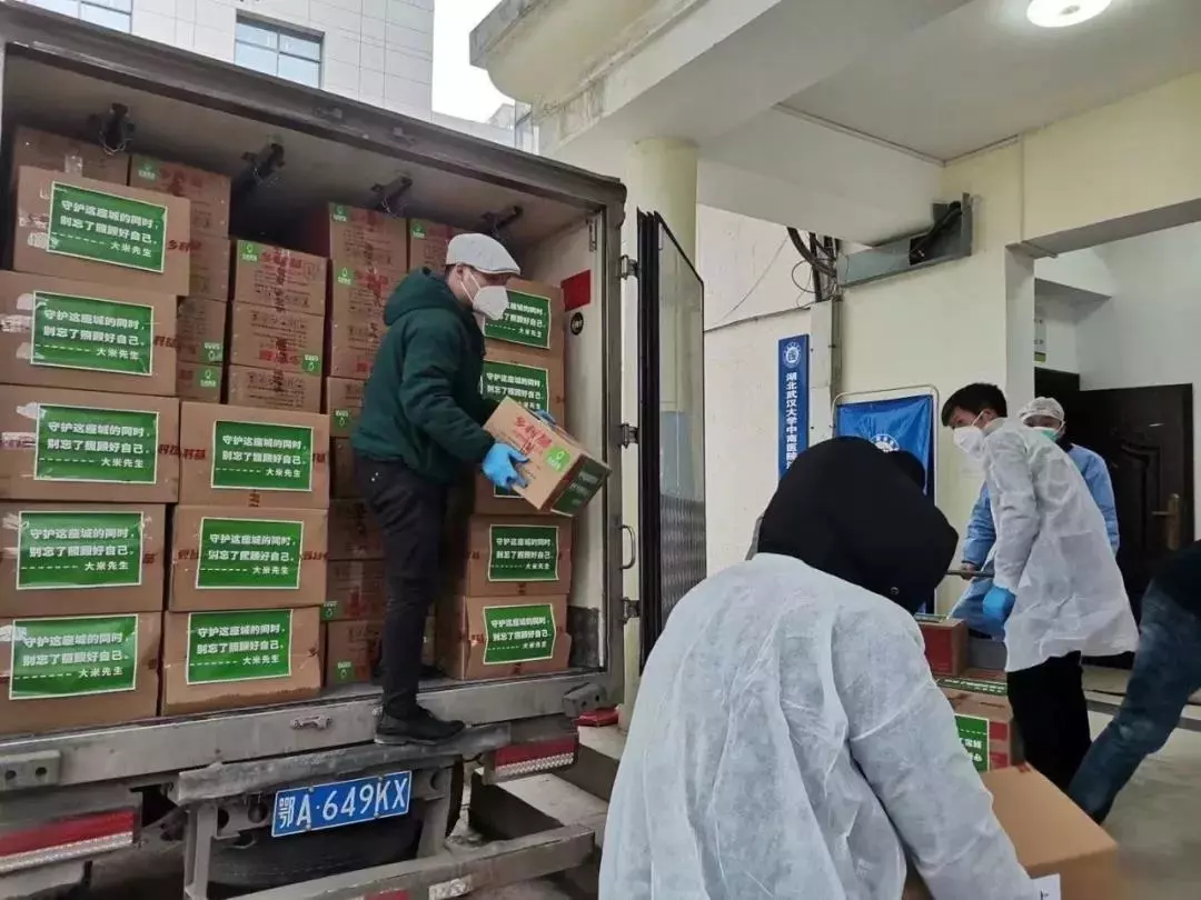 中式快餐直营门店全国第一,大米先生如何实现现炒优势?