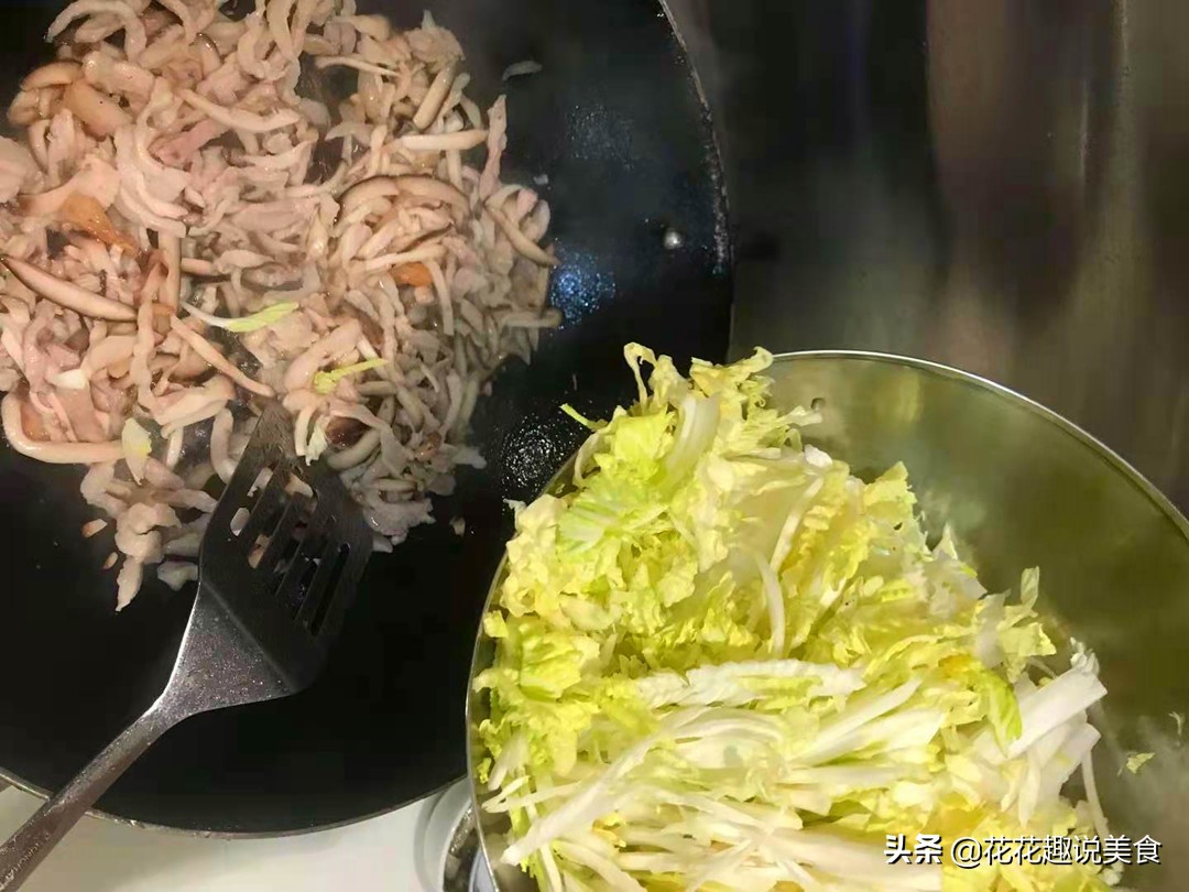 春节做春卷时，别忘记用这馅料，松脆鲜香嘎嘣脆，喜迎新春贺新年