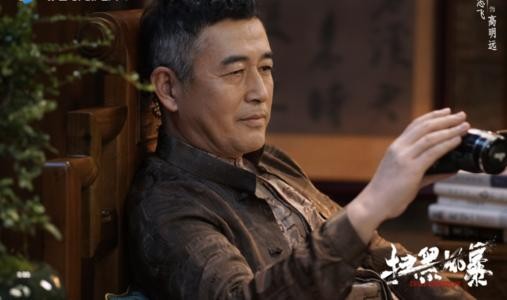 《扫黑风暴》收视率下滑，vip加钱追剧，为何仍