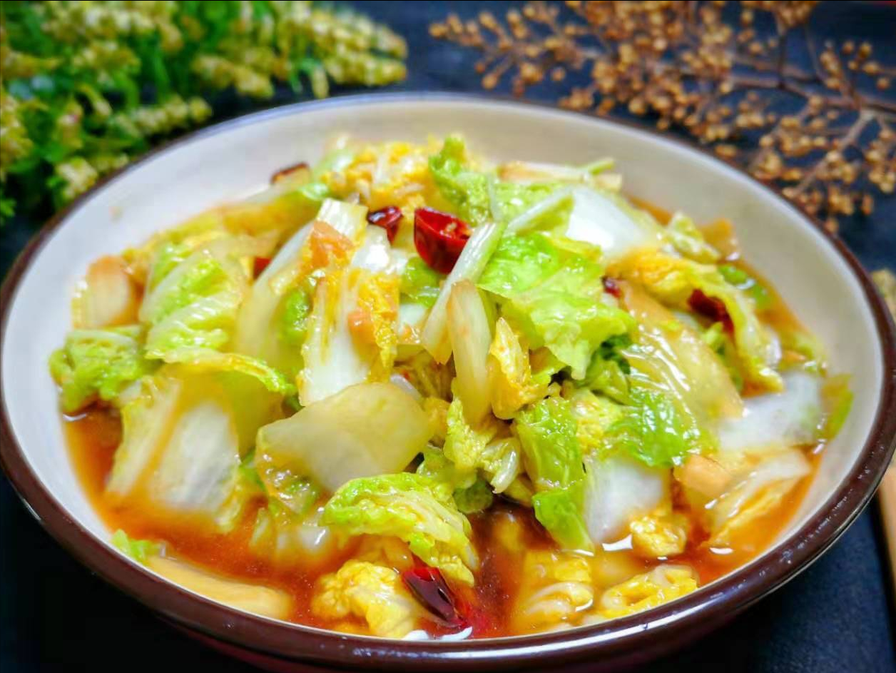 炒醋溜白菜，先放醋還是先炒白菜？大廚分享正確做法，看完明白了