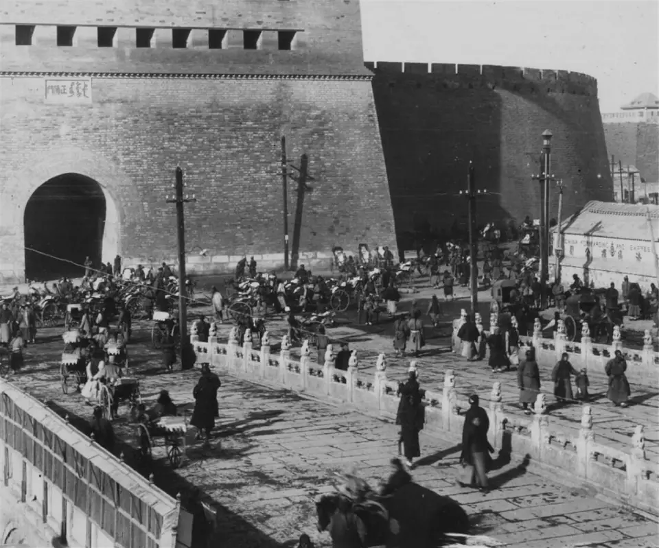 八国联军侵略中国是哪一年哪一天（都做了哪些坏事）