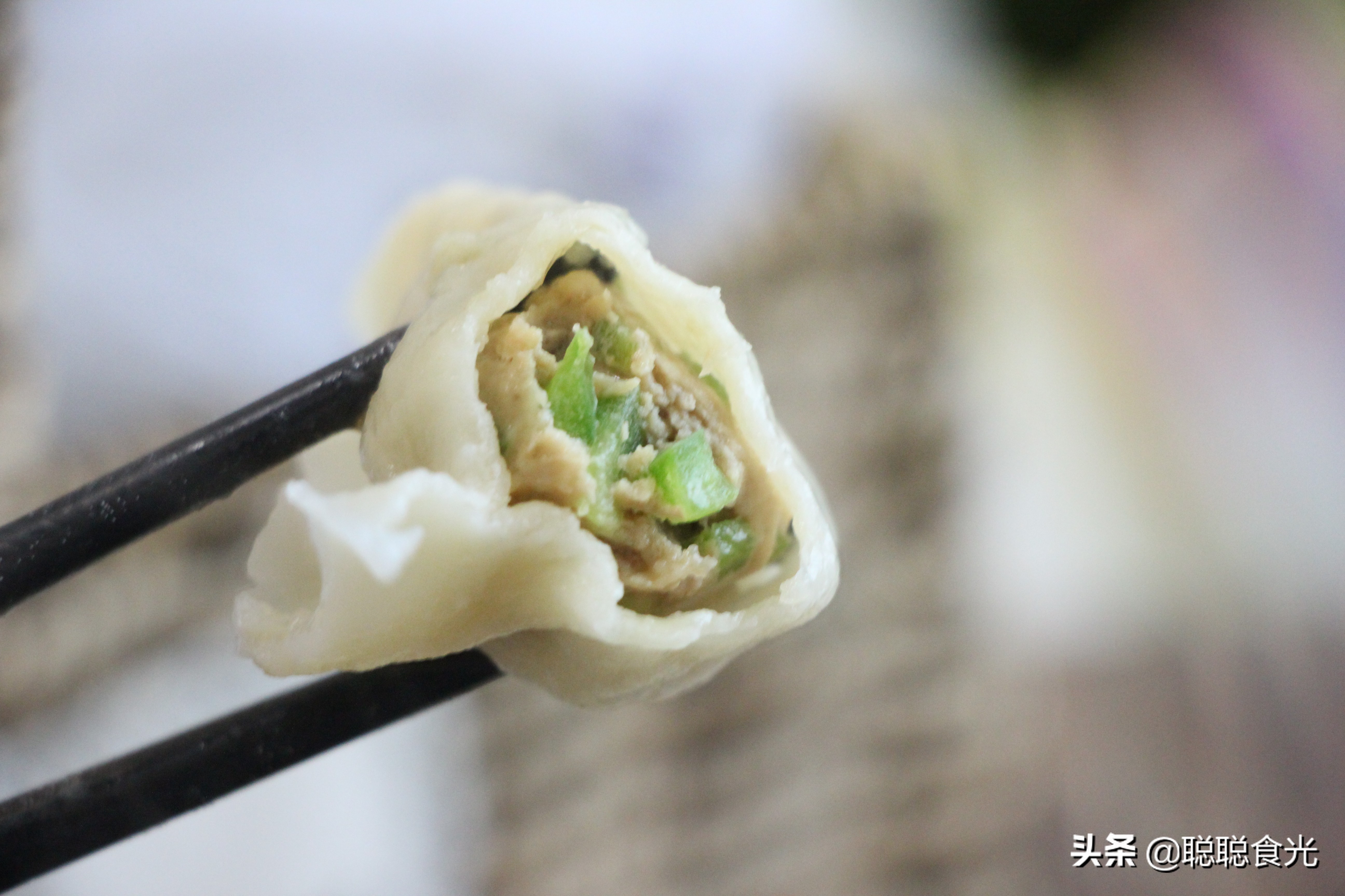 调饺子馅时，牢记“3放2不放”，肉馅鲜嫩美味，越吃越香