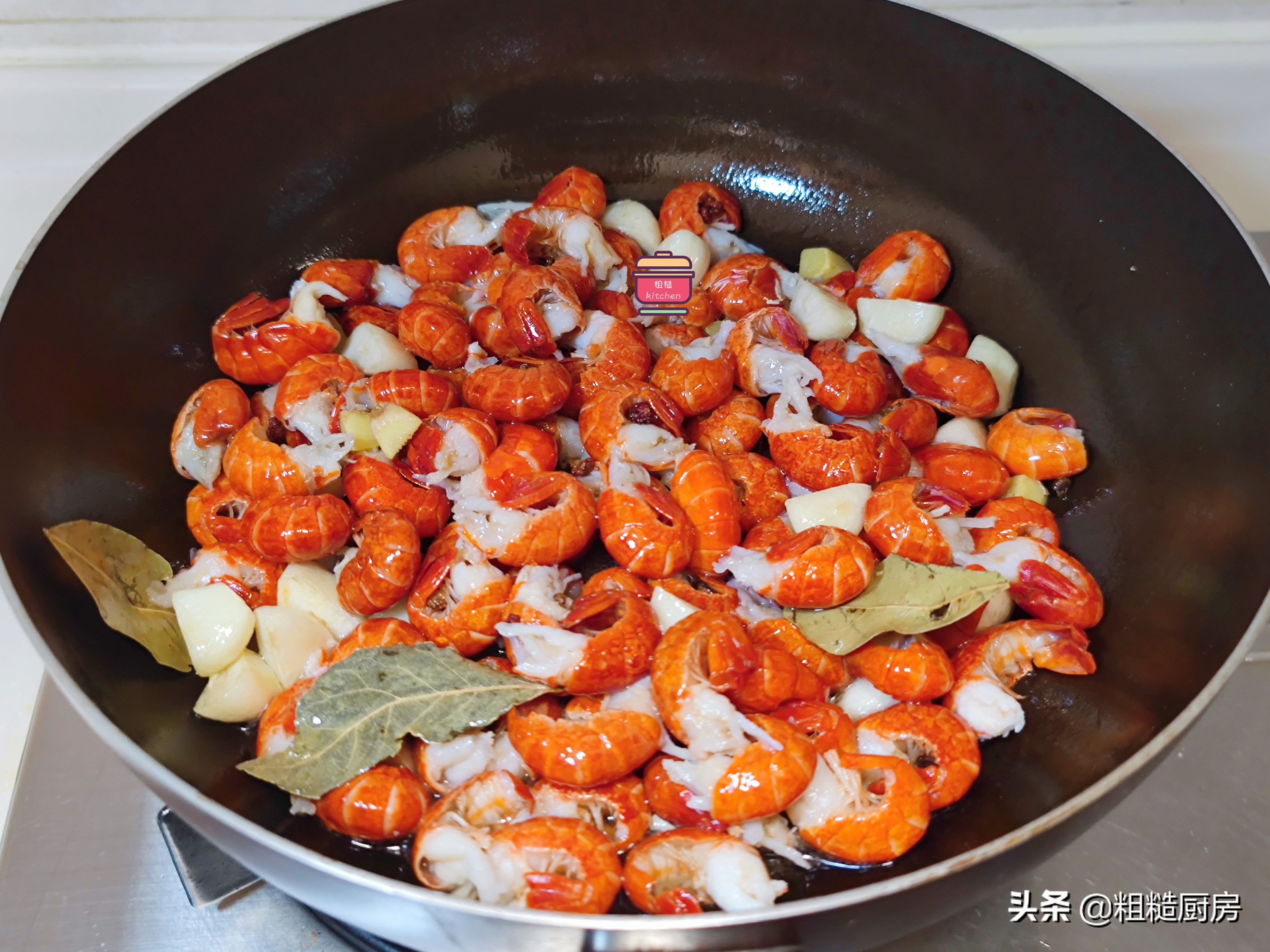 炒麻辣龙虾尾，别再用火锅底料了，这样做不加1滴水，鲜香入味