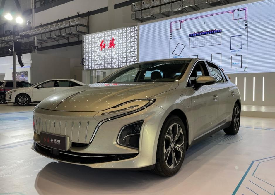 红旗新能源汽车报价(红旗新能源汽车报价及图片大全价格表)