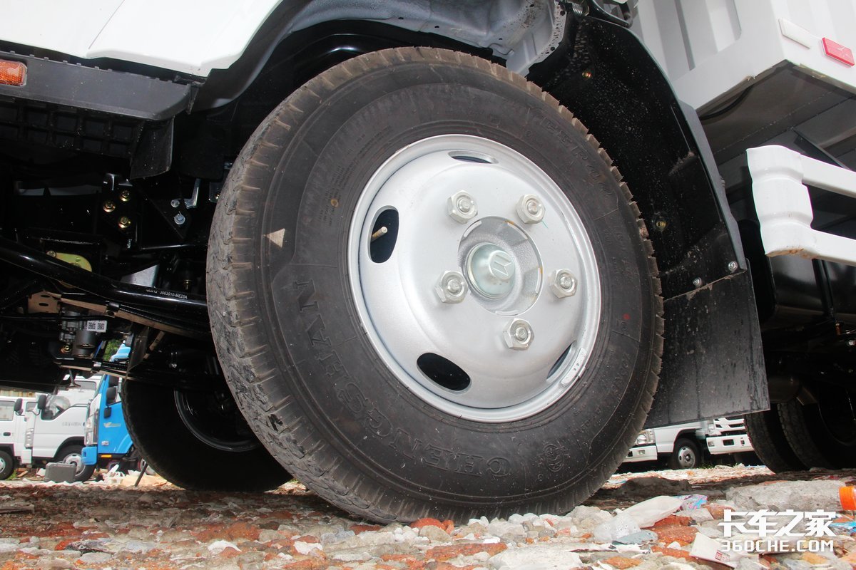 �����ʻ����4KH1����������ʵ������M100�����Ῠ