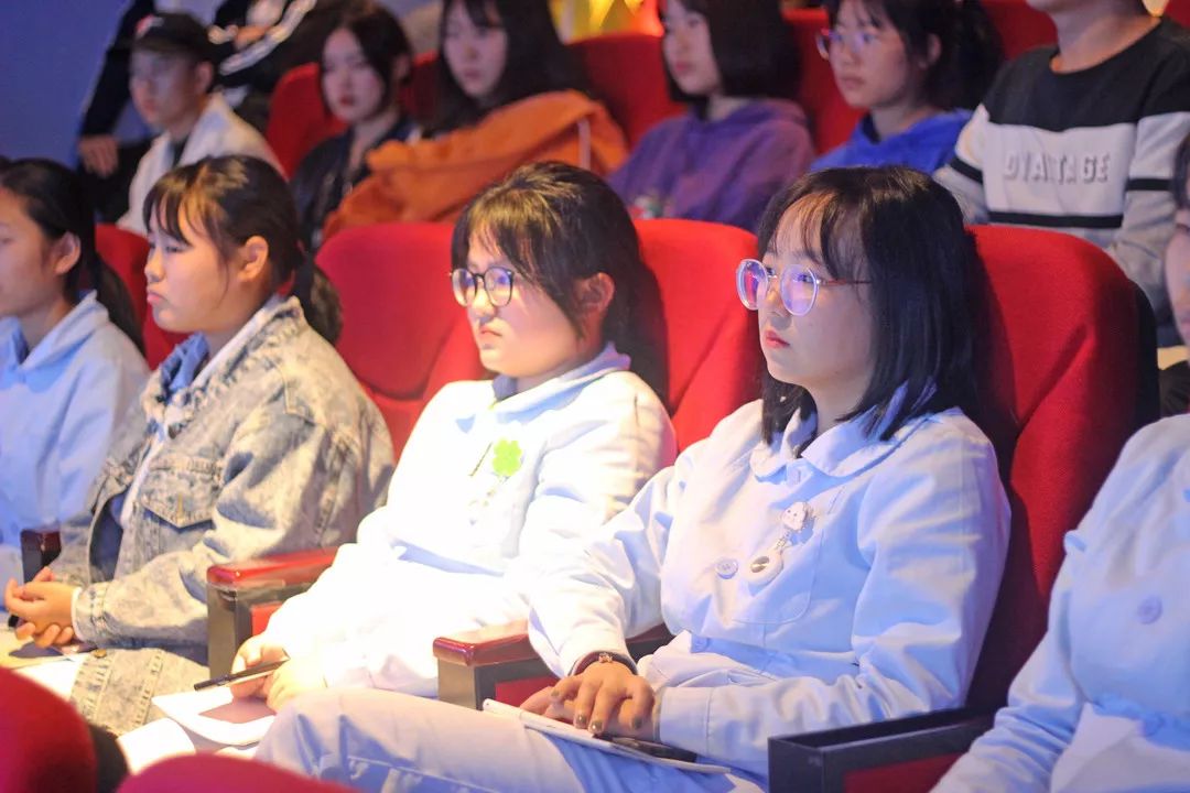 成都希望职校举行第三期团校开班仪式