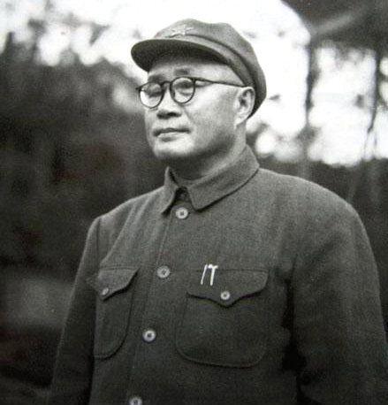 邱维达为什么没成为战俘？三点是关键！王耀武：老邱比我聪明多了