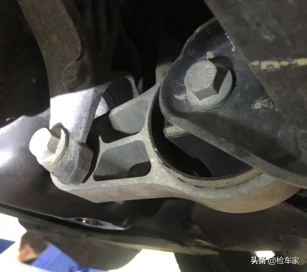卖16万的买台宝马MINI COOPER S能买么，会不会有问题？