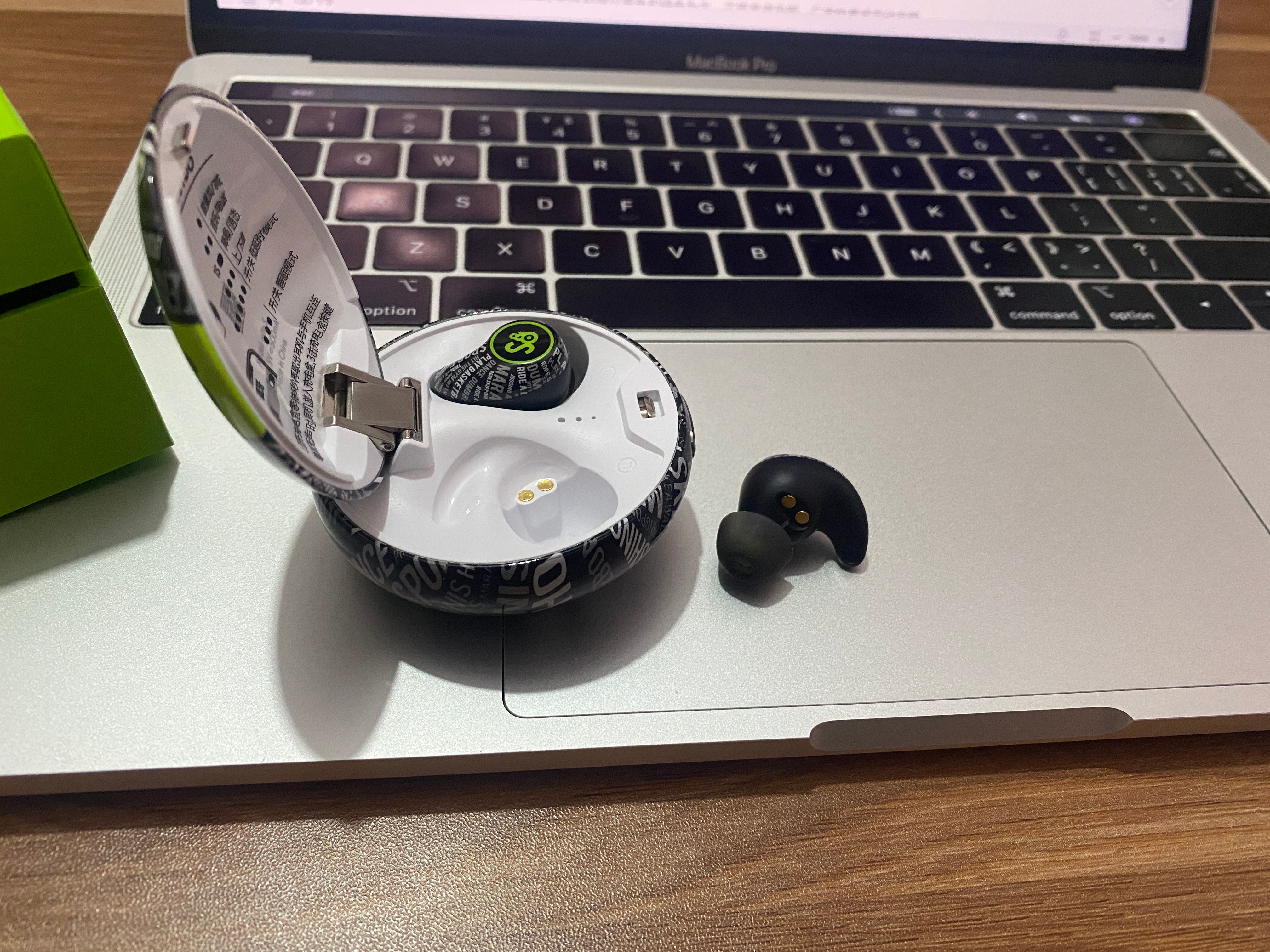 瞬间爱上的主动降噪国潮新品，魔浪S真无线蓝牙耳机体验