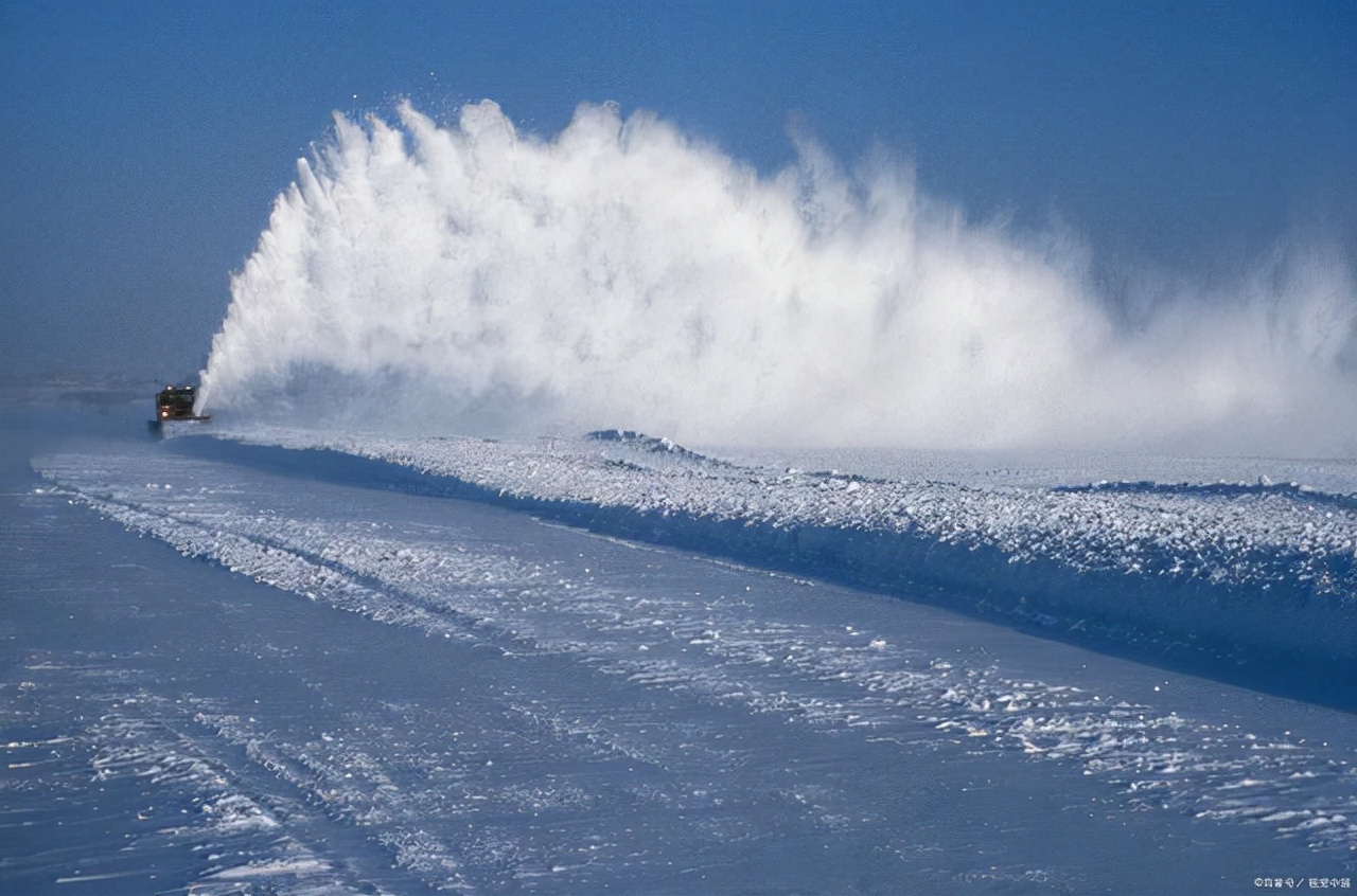 小型手推式掃雪機有哪些優(yōu)點？