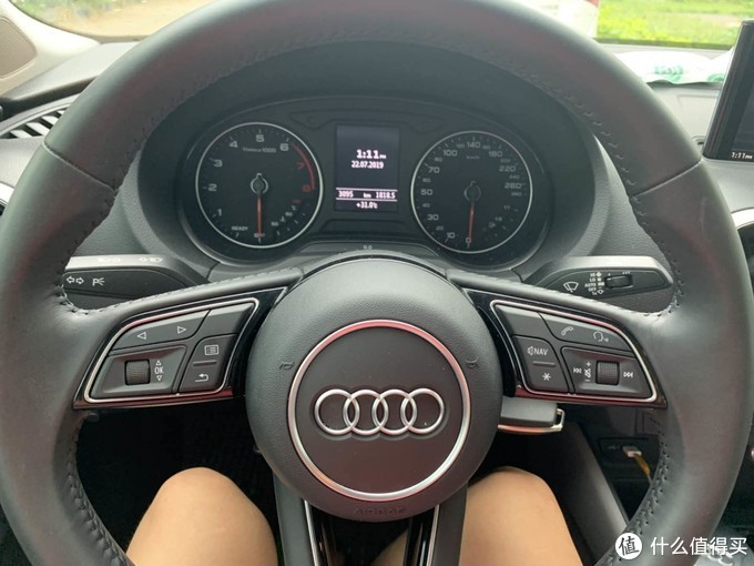 汽车：国五之际，趁乱上了奥迪的车