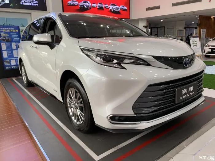 2021å¹´ä¸°ç”°Sienna(èµ›çº³)å�³å°†å›½äº§ï¼Œå¯¹æ¯”ä¹°GL8å�ˆé€‚å‘¢ï¼Ÿè¿˜æ˜¯ä¸°ç”°ï¼Ÿ