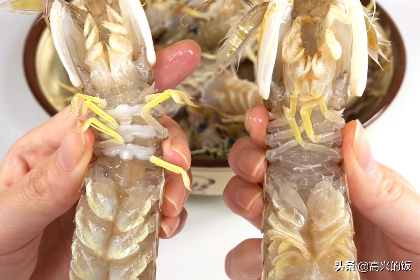 皮皮虾怎么剥？拿一根筷子一撕就完事！5秒快速剥皮（图解）