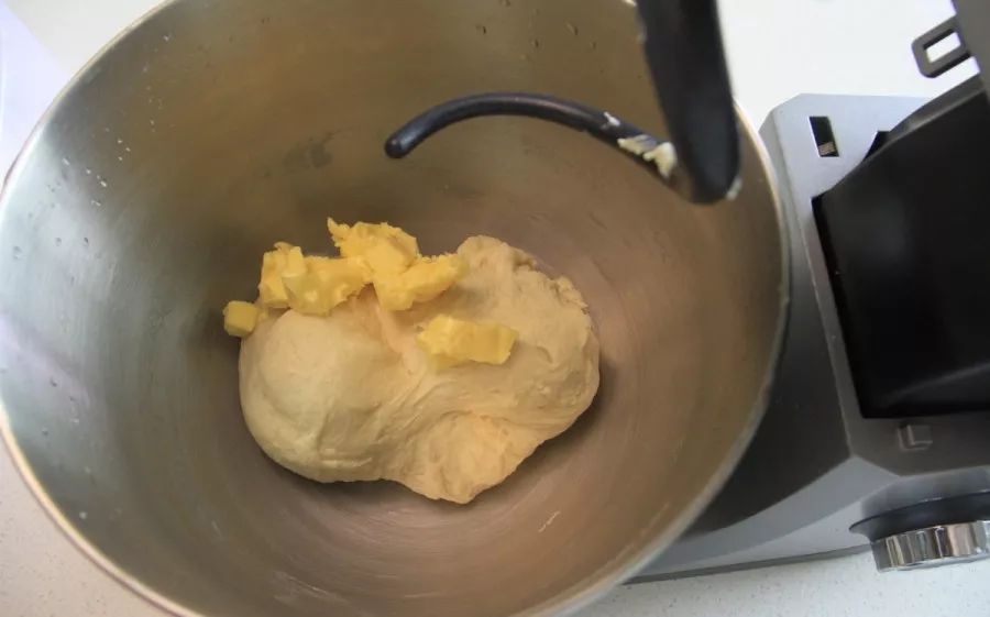 牛奶辫子面包，让你记起童年给你扎过麻花辫的她（他）