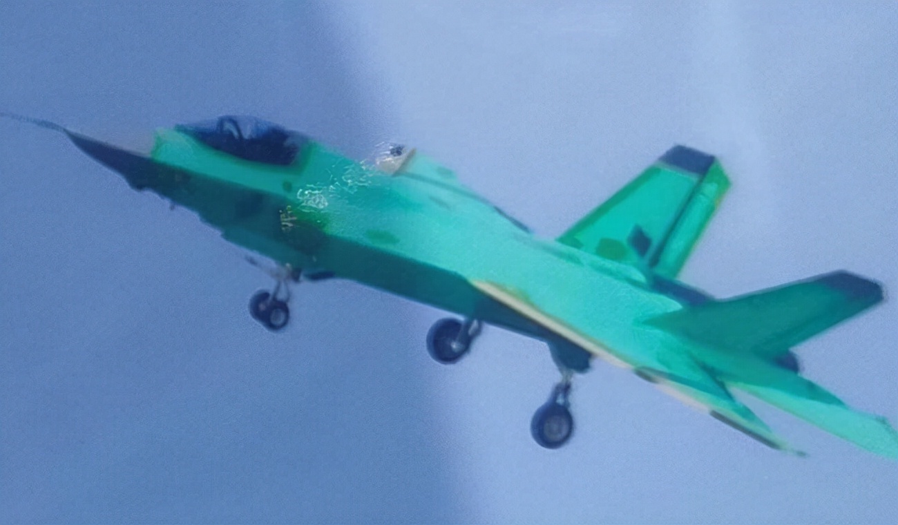 �������ơ����ƣ���ϲ�����Ƚ������Ƕ���