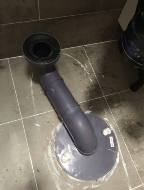 新房装修马桶坑距如何测？幸亏师傅及时告诉我，差点买错了！