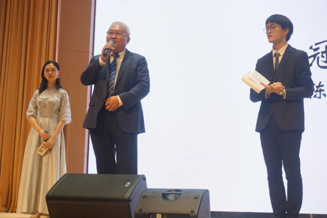 温州肯恩大学举行首届经典诵读大赛