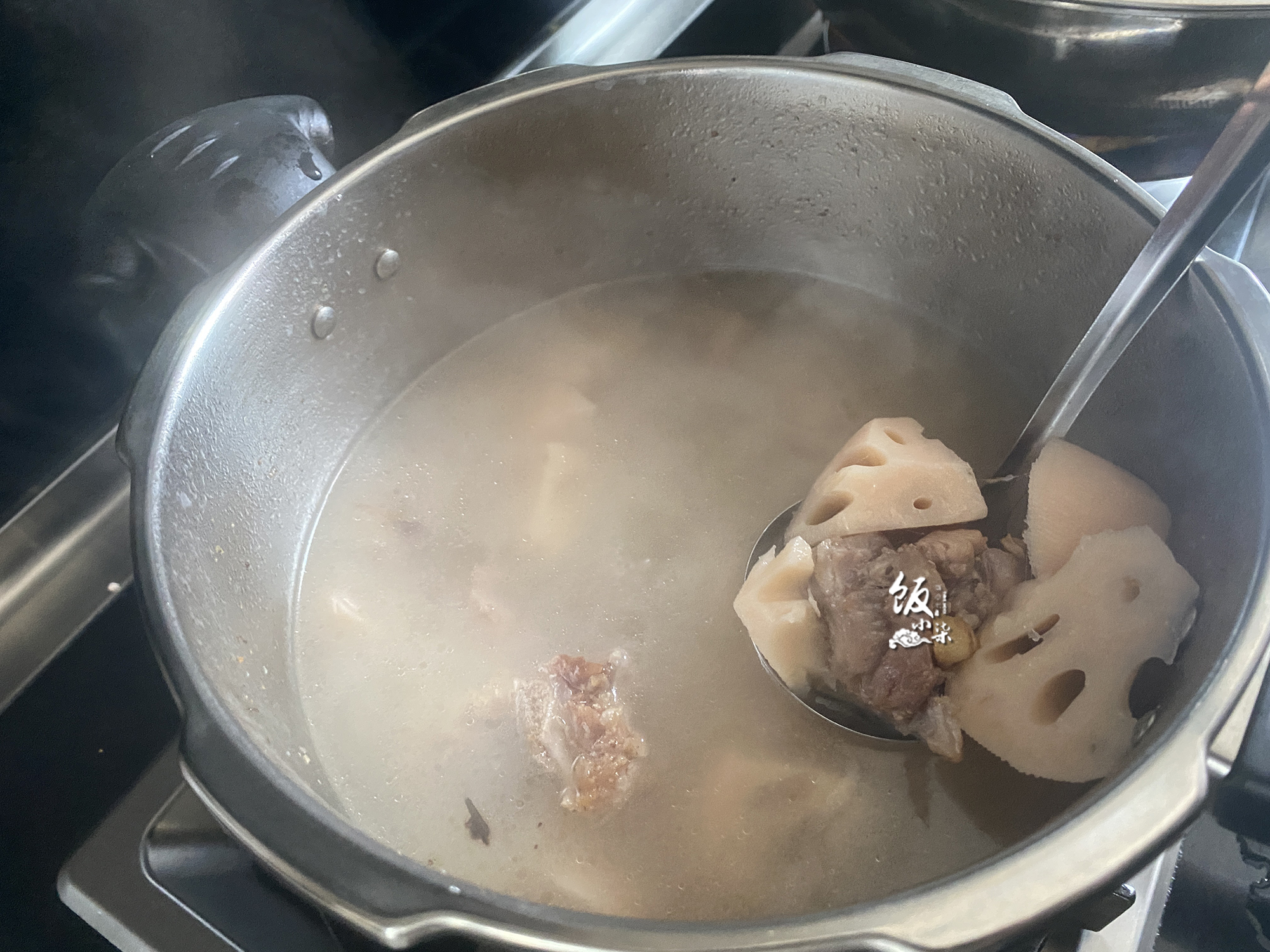 湖北人教我炖莲藕排骨汤，正确做法，好喝太多了，你也试试这样做