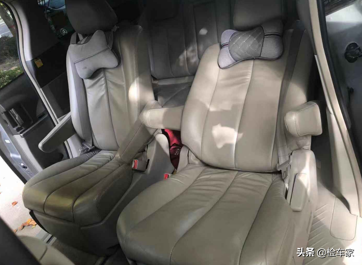 回家过年要旅游，13万买辆丰田普瑞维亚，舒适程度堪比埃尔法