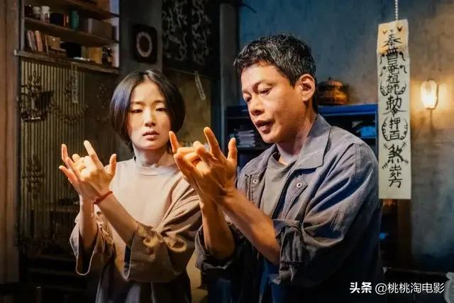 看看恐怖片,不也挺好的