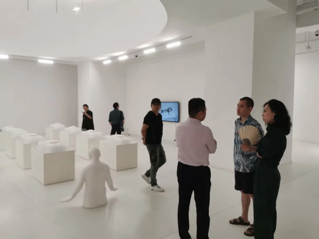 那和那个人丨新上海当代艺术展