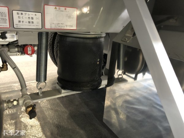 三轴栏板车、仓栅半挂车强制安装盘刹气囊桥，到底有没有必要？