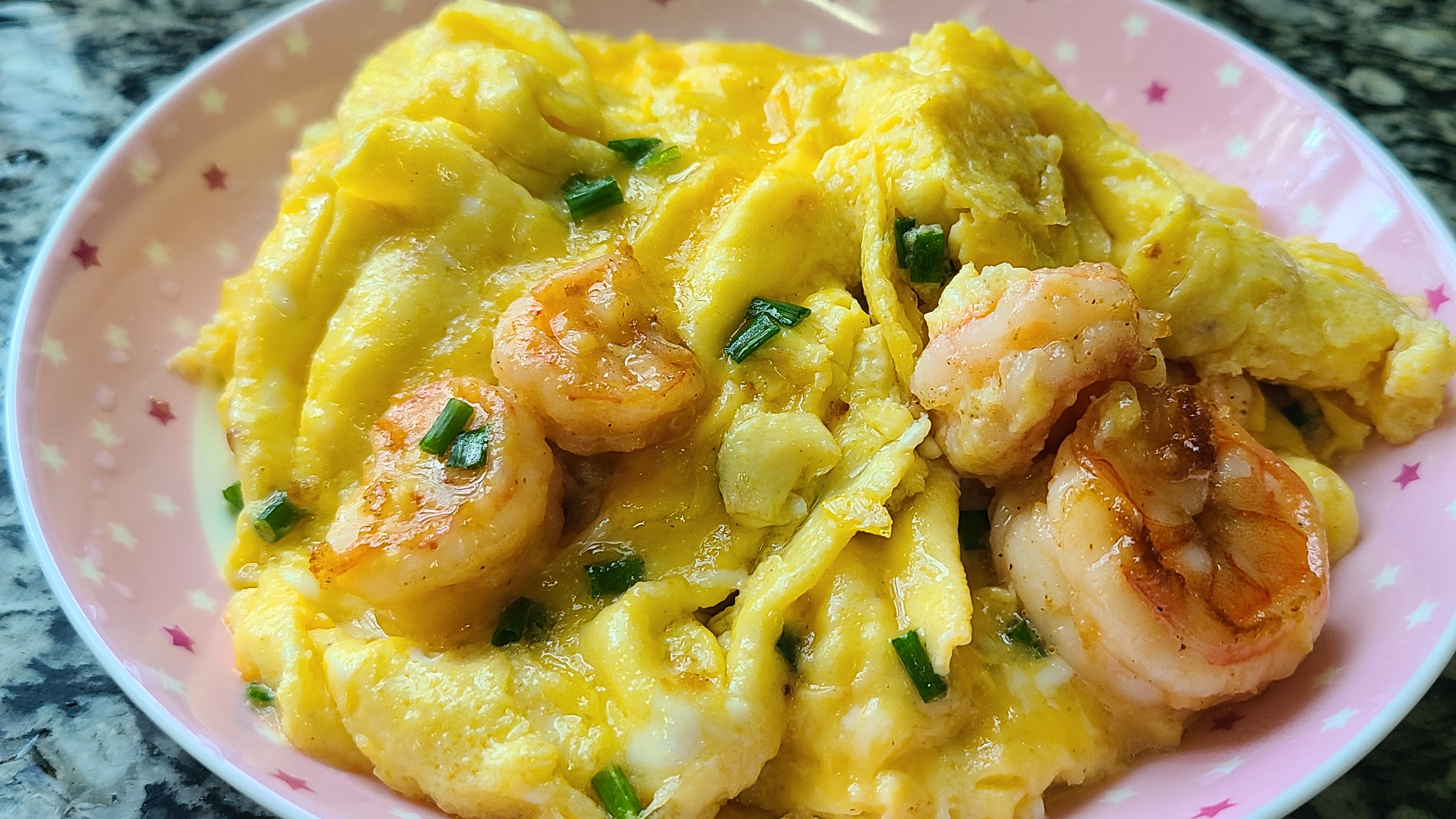 虾仁滑蛋，教你这个广东做法，嫩滑美味，每次做都很好吃