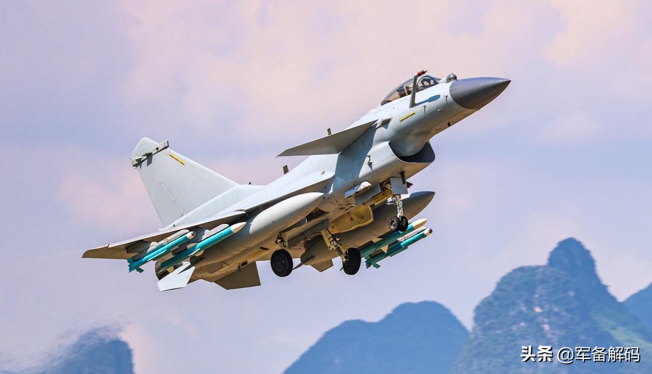 ��-57��ˤ1�ܣ�F-22��F-35��ˤ5�ܣ�Ϊ�μ�-20���ڱ���1�ܲ�ˤ��