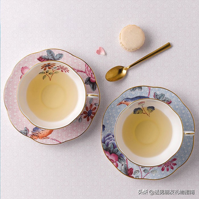 送闺蜜新婚礼物什么好（送闺蜜结婚礼物实用型）