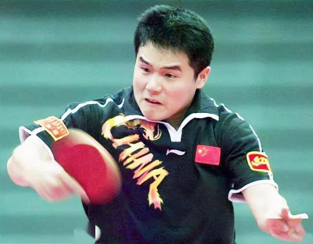 "连救7个赛点"刘国正:21岁成名,24岁退役,娶小9岁张怡宁师妹