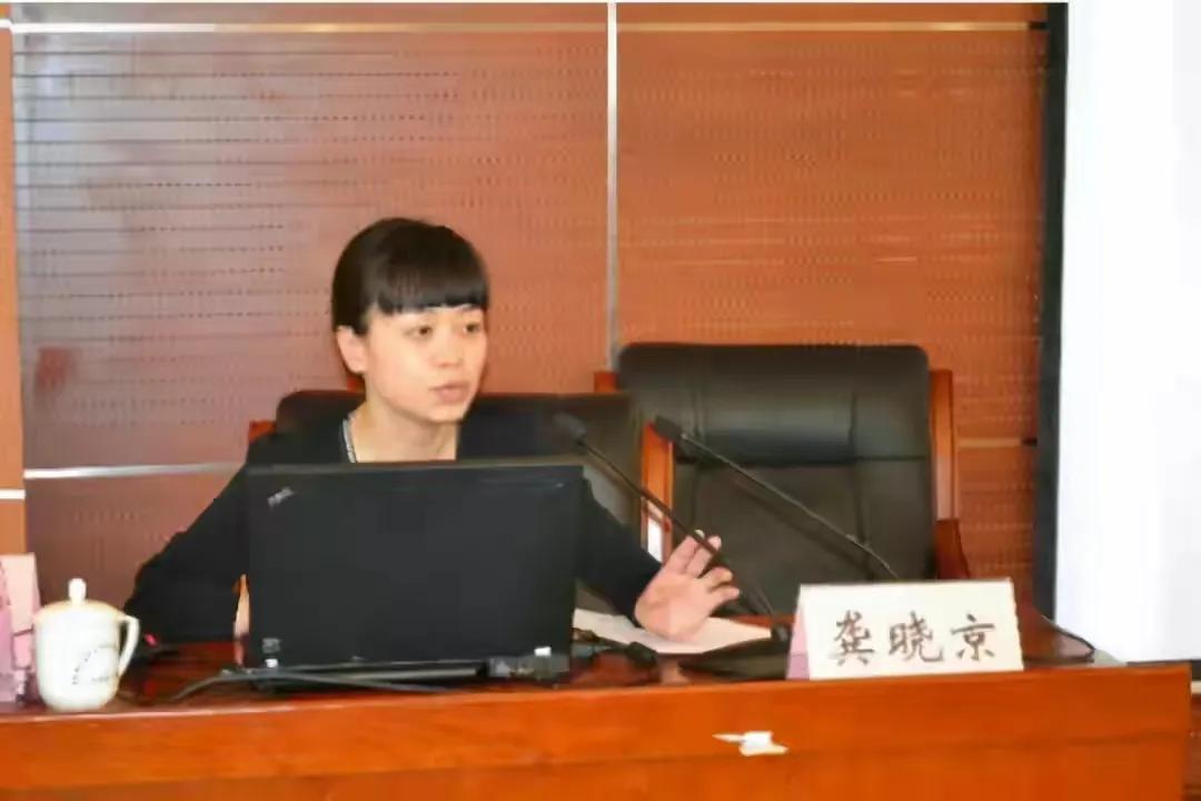 “京東大佬”劉強東：初戀是北大才女，妻子是清華美女
