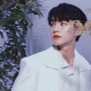 秋阿恆